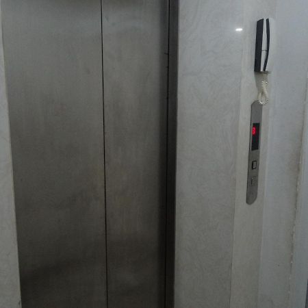 Tan ThàNh Hotel Ho Chi Minh-staden Exteriör bild