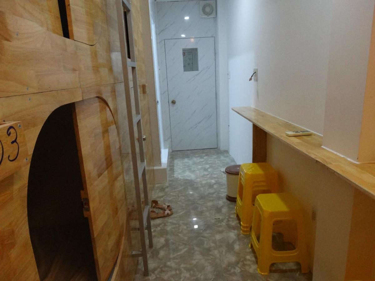 Tan ThàNh Hotel Ho Chi Minh-staden Exteriör bild
