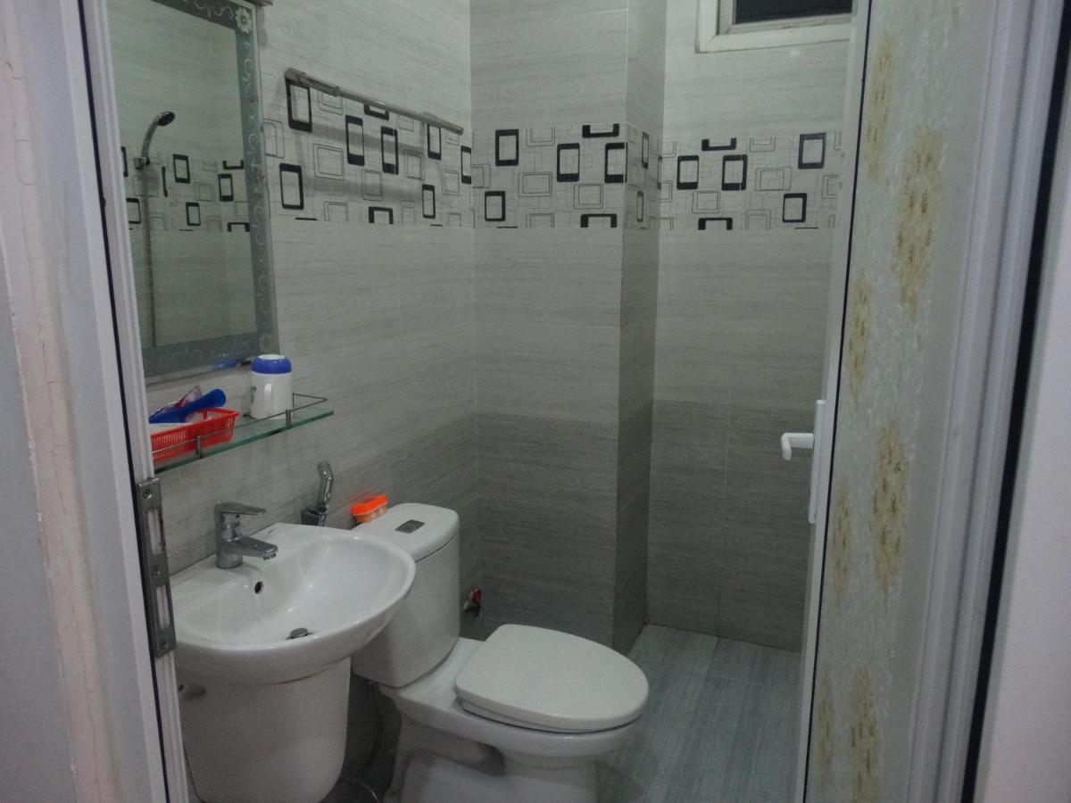Tan ThàNh Hotel Ho Chi Minh-staden Exteriör bild