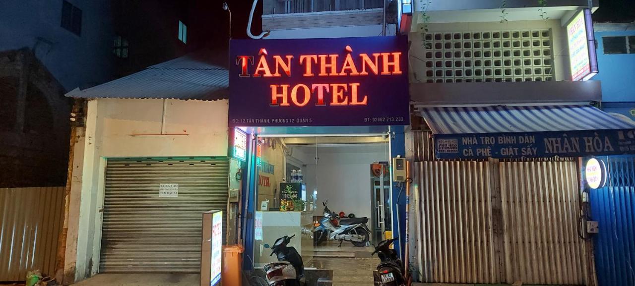 Tan ThàNh Hotel Ho Chi Minh-staden Exteriör bild